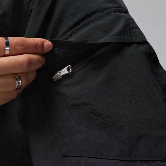 NEW NWT Jordan Renegade Essentials Men's Lightweight Black Bomber Jacket Nylon - Picture 3 of 7